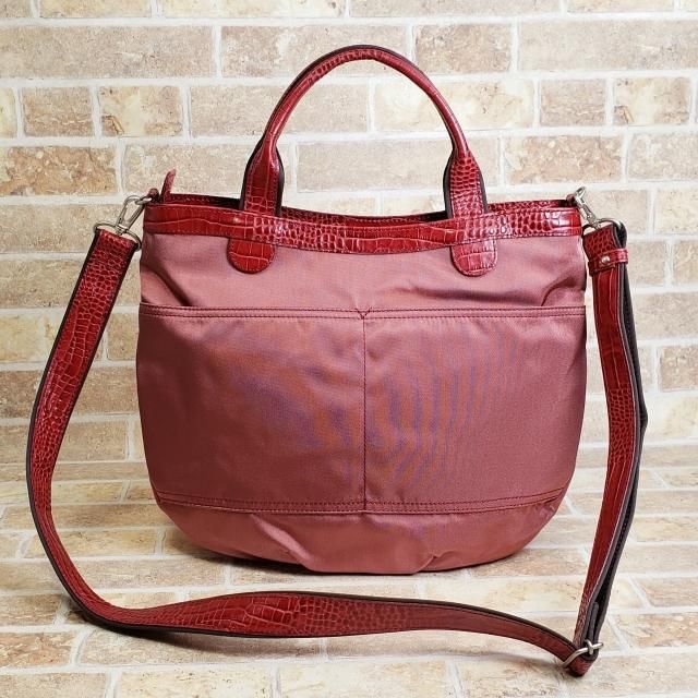 CHIKO　IBIZA ショルダーバッグ レッド レザーコンビ 未使用 イビザ IBIZA ☆ 型押しレザー ナイロンコンビ 2WAY