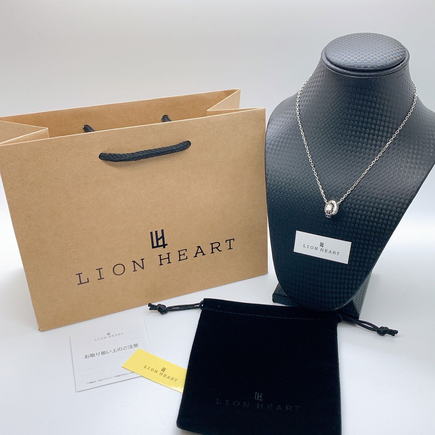 新品 LION HEART ライオンハート ネックレス 01NE0811SV