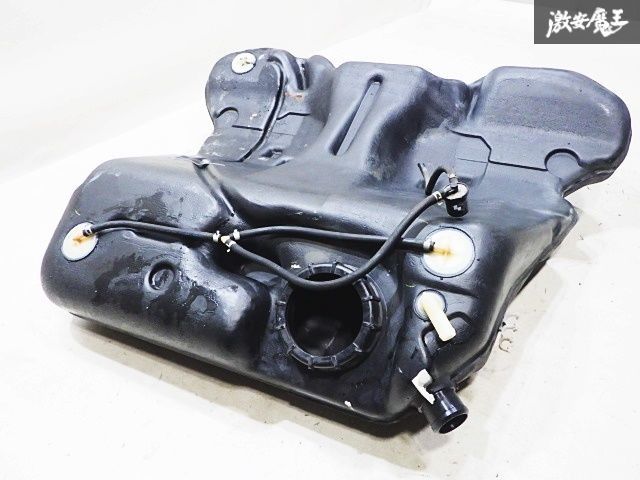 ☆ストア出品☆ 日産 純正 S15 S14 シルビア SR20DET 燃料タンク