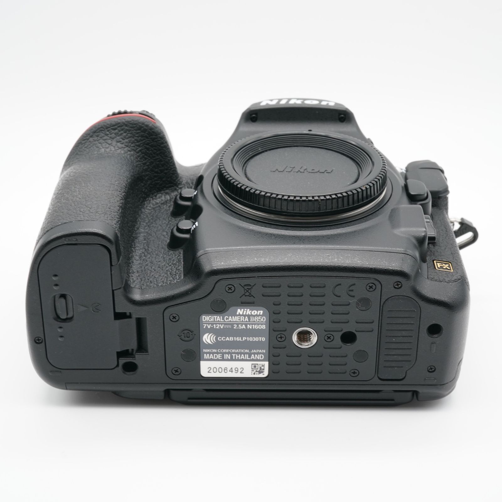 ほぼ新品 ニコン NIKON D850 ボディ OH済！シャッター基盤部組やAF