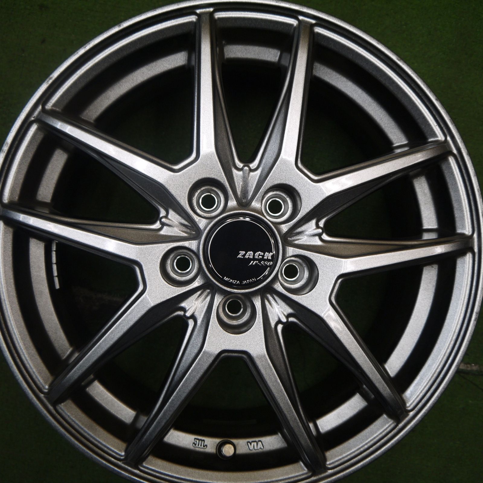 送料無料] キレイ☆プリウス 等 ZACK JP-550 MONZA アウトレット JAPAN