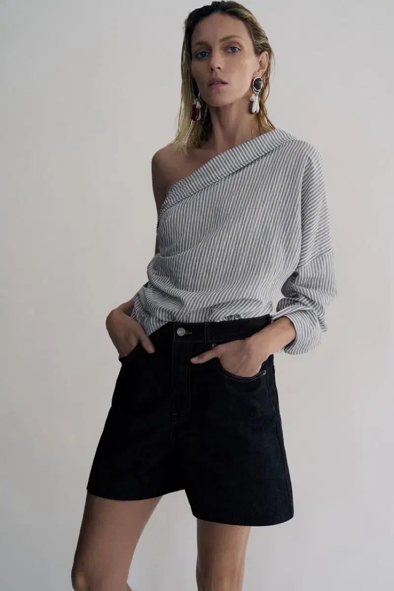 ZARA(ザラ) コレクション 生デニム 半ズボン デニム バミューダ