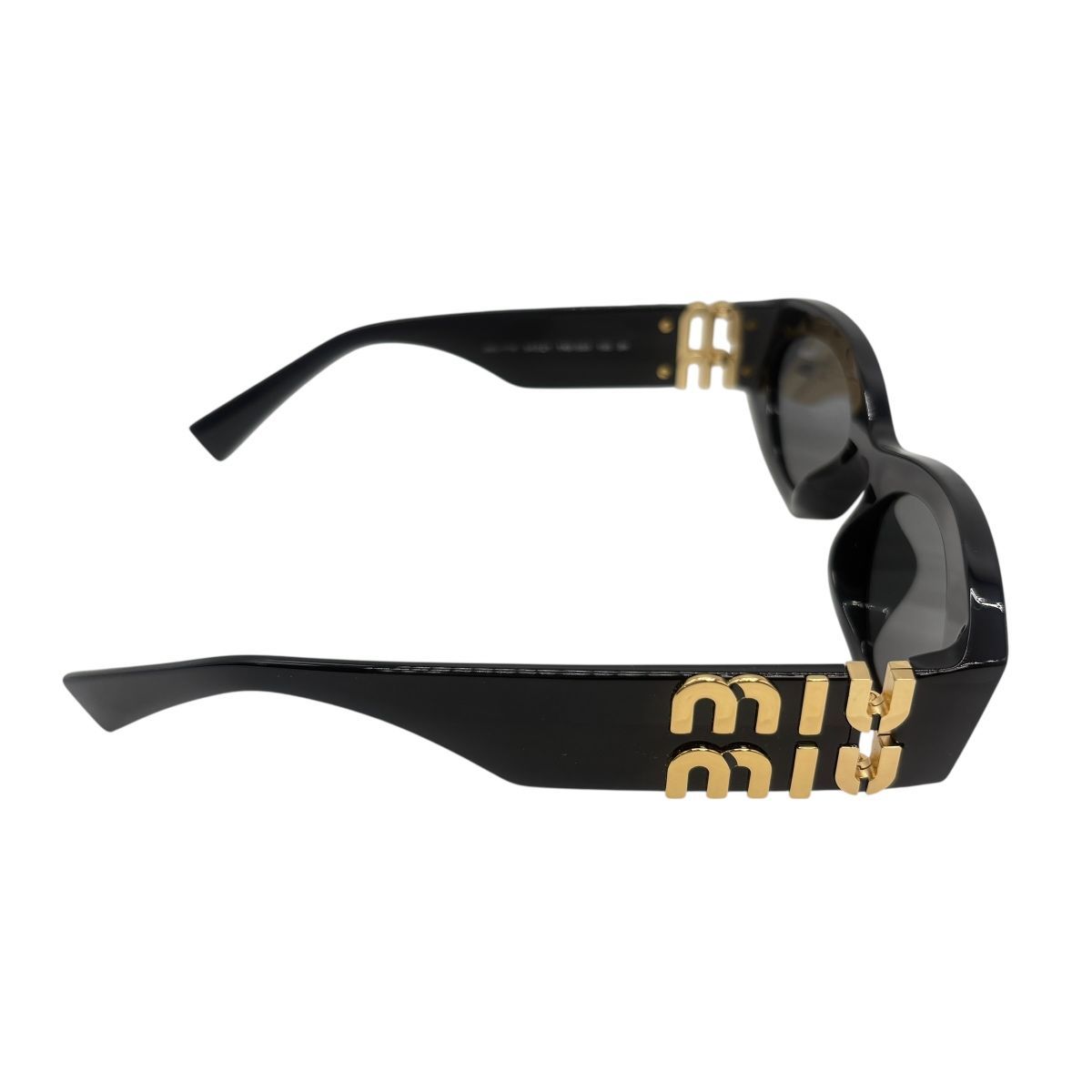 MIU MIU サングラス　黒　登坂広臣着用モデル MIU MIU サングラス 黒 登坂広臣着用モデル - メルカリ
