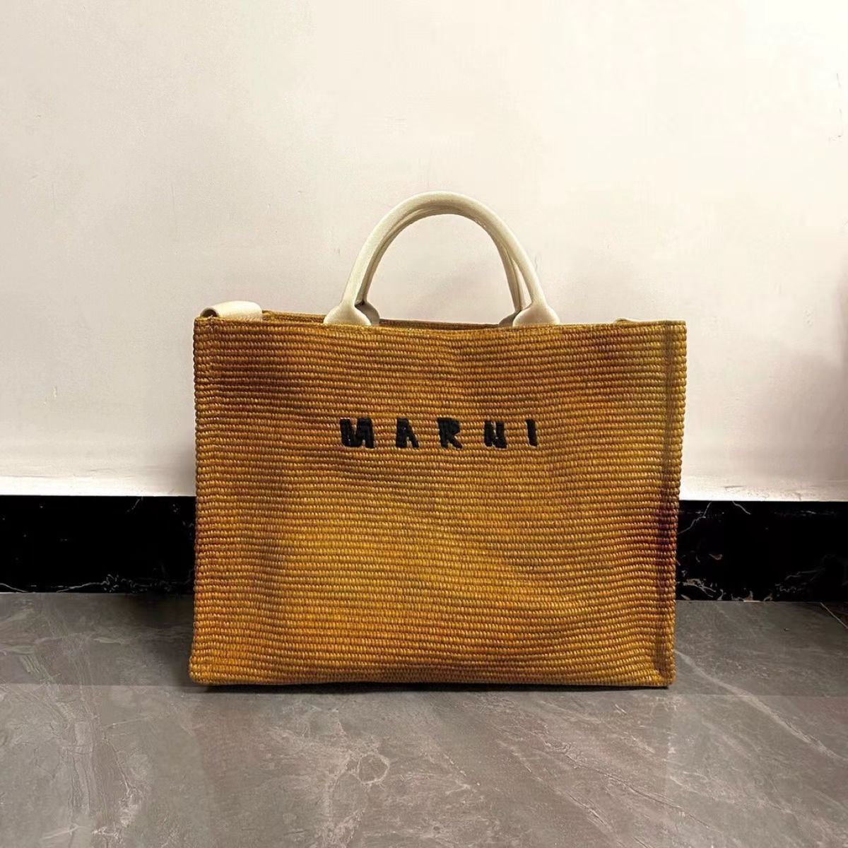 新品 マルニ MARNI スモール トートバッグ カゴバッグ - メルカリ