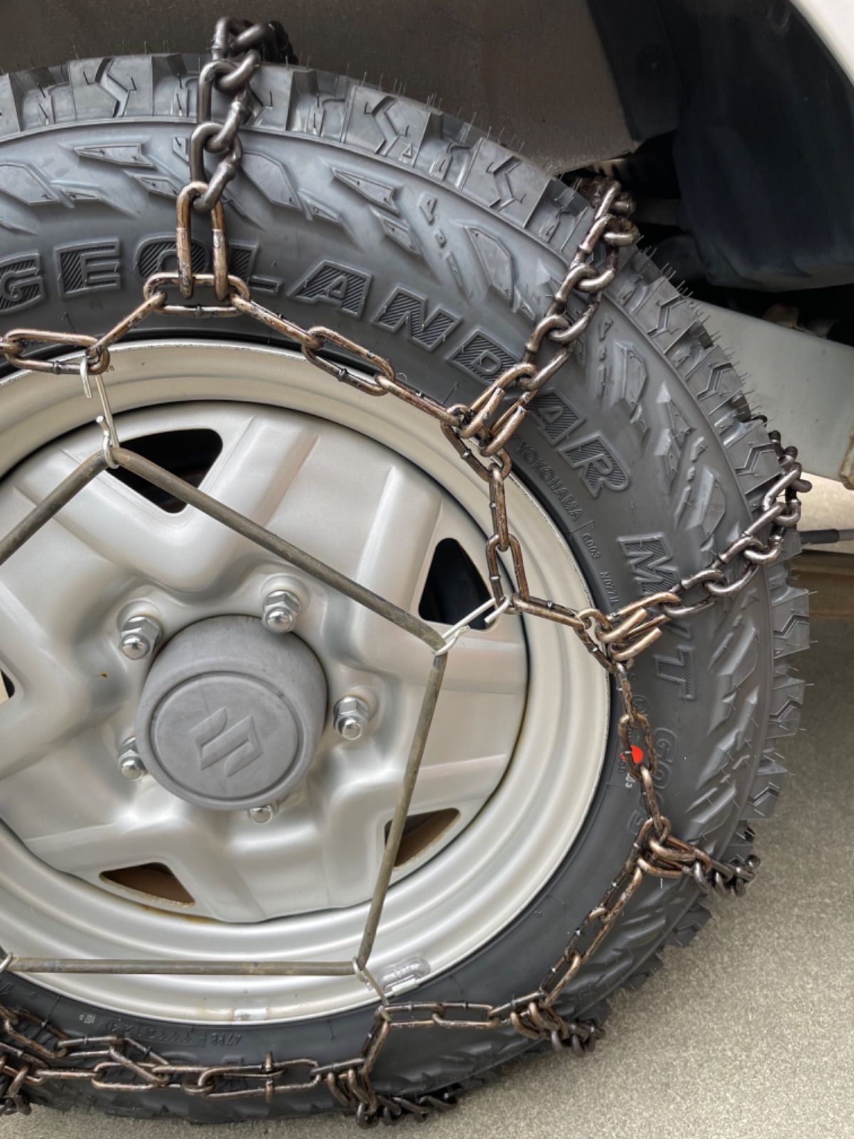 ジムニー215/75R15 タイヤチェーン バンド付き ジムニー215/75R15 タイヤチェーン バンド付き