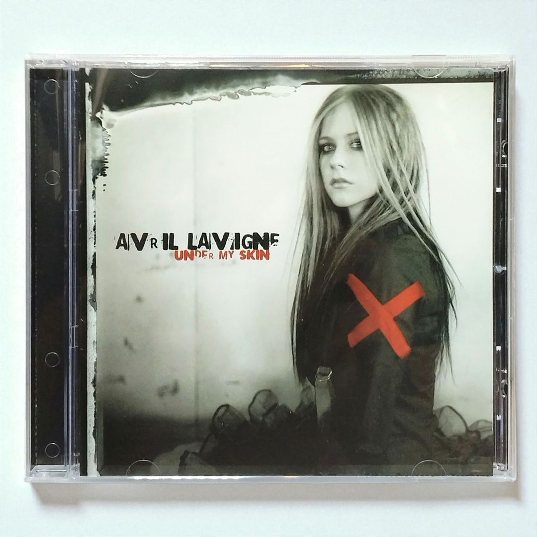 アヴリル・ラヴィーン Under My Skin アンダー・マイ・スキン Amazon.co.jp: Under My Skin: ミュージック