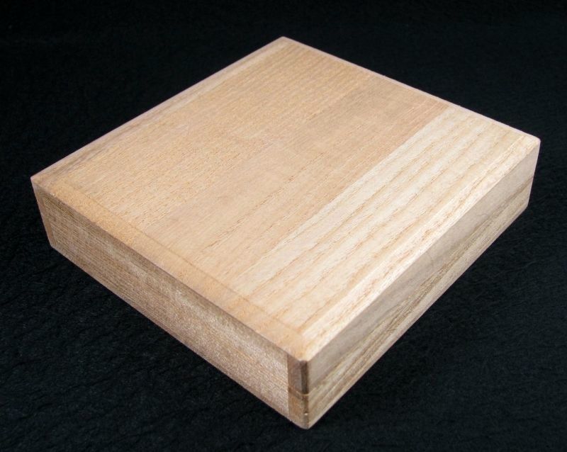 江戸時代　透かし鍔　桐箱無　時代物　武具　刀装具 時代武具 鉄地透かし鍔 雁繋ぎ 桐箱付 江戸時代/鐔/22J056