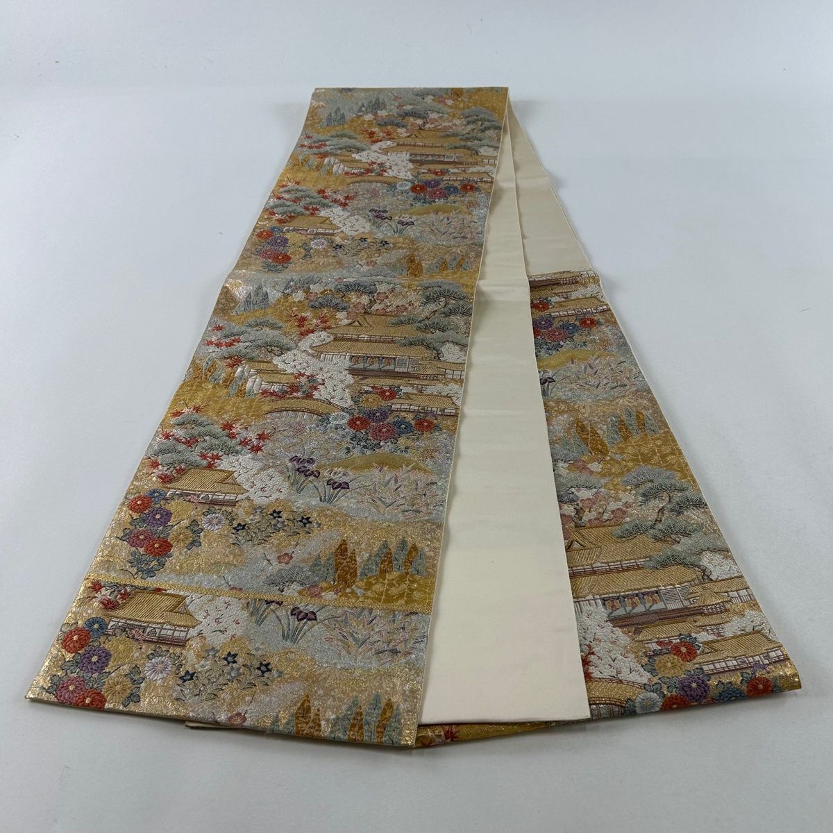 美品 袋帯 西陣織 金箔 金彩 松 梅 風景画 金色 正絹 高級 くすみピンク 袋帯 美品 名品 川島織物 落款 松竹梅 亀甲 金銀糸 箔 金色 六通