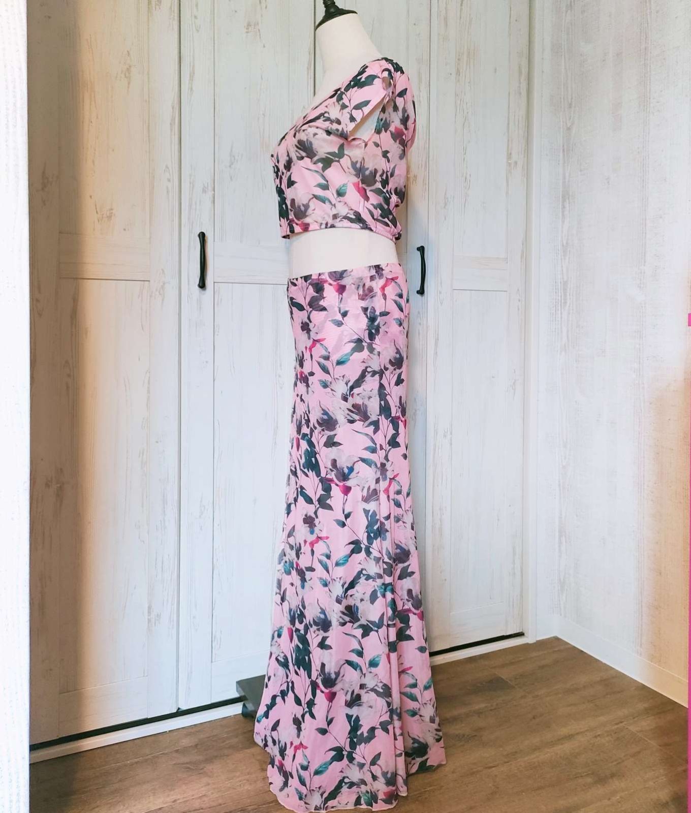 ベリーダンス トップス 花柄 衣装 スカート レディース 練習着 花柄（衣装セット｜ベリーダンス）：体操・ダンス<スポーツ ★新品★ベリーダンス衣装セットアップ レッスンウェア 花柄レースレッスン着ウェア練習着 花柄レースレッスン着ウェア ☆新品☆ベリーダンス衣装セットアップ 上下セット レッスン着ウェア練習着 [SusanSandyLi]