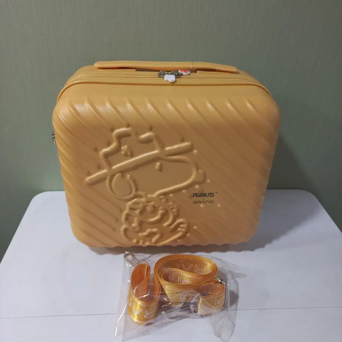 シアトルスヌーピー ミニキャリーケース 12 インチ 黄色