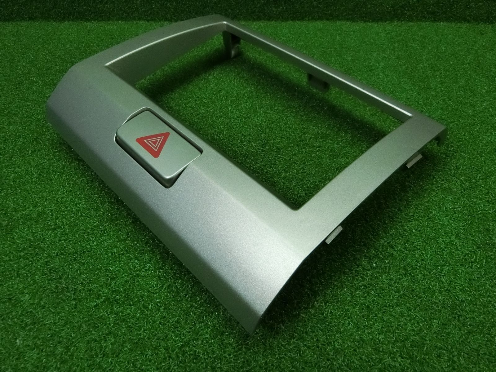 パネル K6885] ワゴンR MH21S オーディオパネル 73821-58J3 - メルカリ