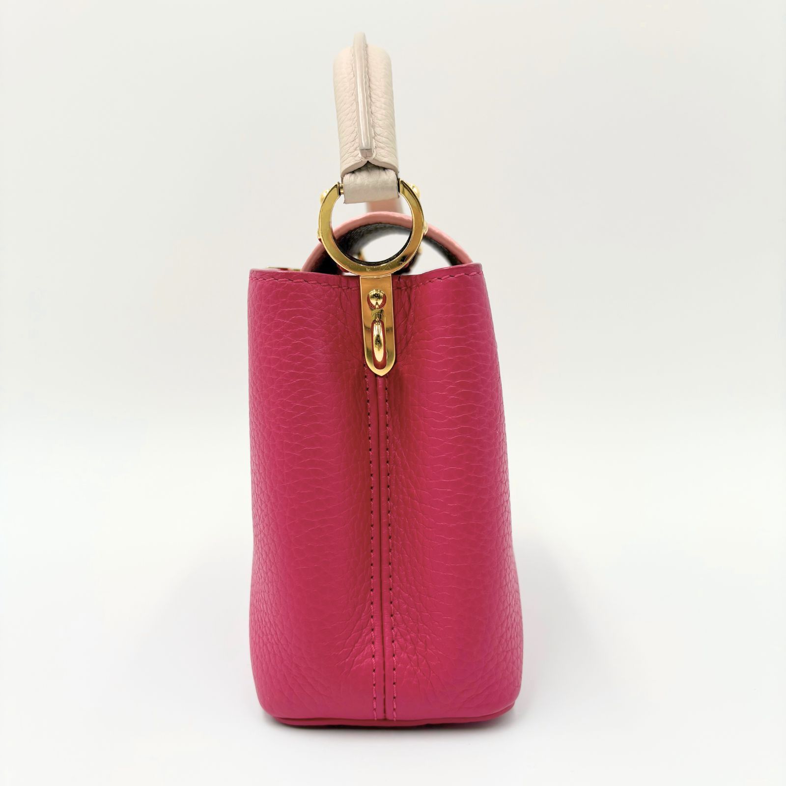 コンパクトで可愛い♪【LOUISVUITTON】ハンドバッグ コンパクトで可愛い♪【LOUISVUITTON】ハンドバッグ