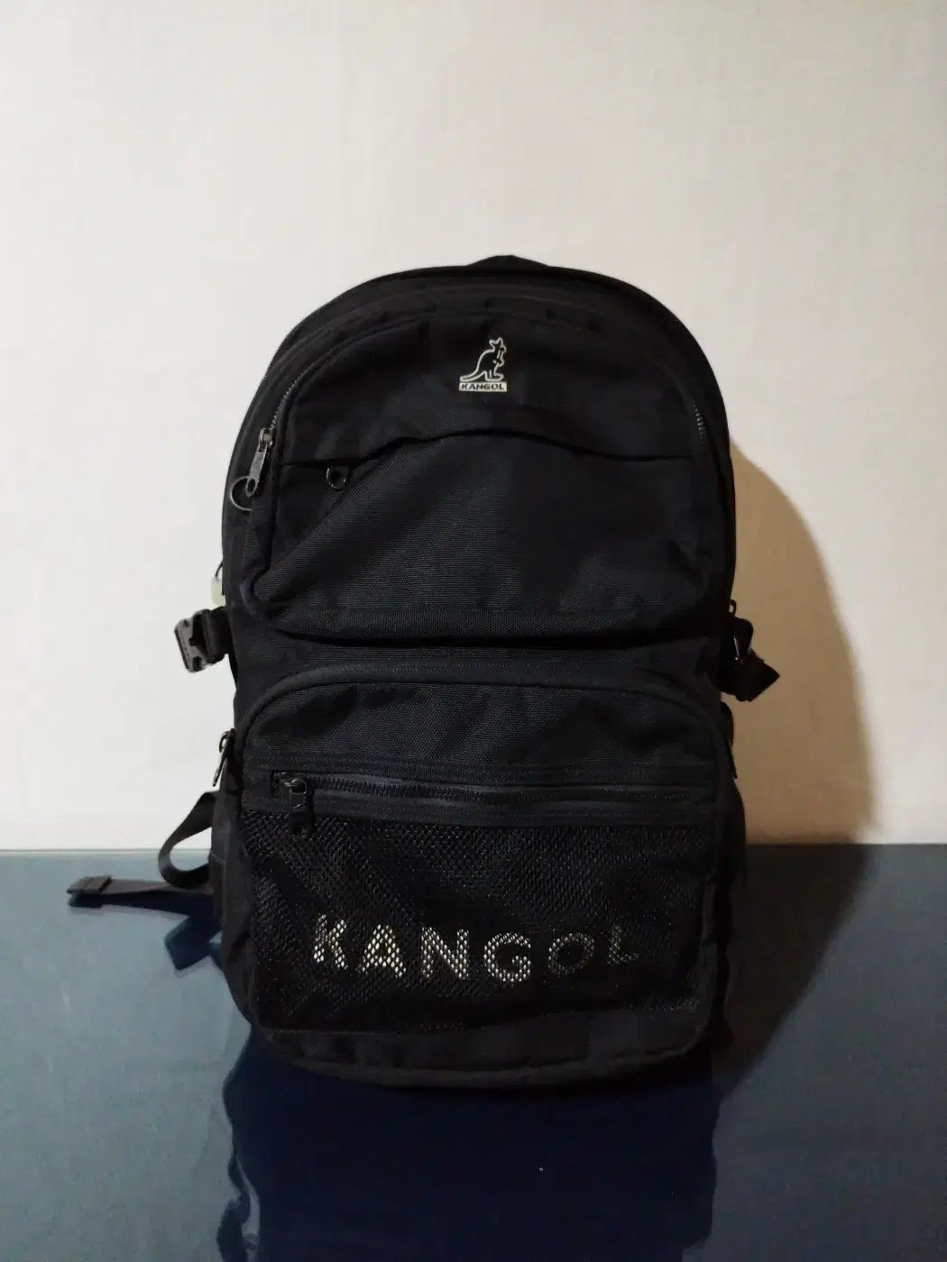 新品 コナート 希少 ブラック 大容量 リュック 収納 ポーチ付き メンズ