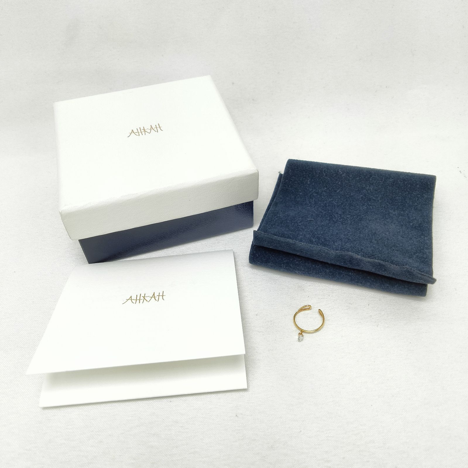 ️AHKAH ️アーカー エンジェルヘア K18 18金 ダイヤモンド0.05ct 0.3g イヤリング イヤーカフ