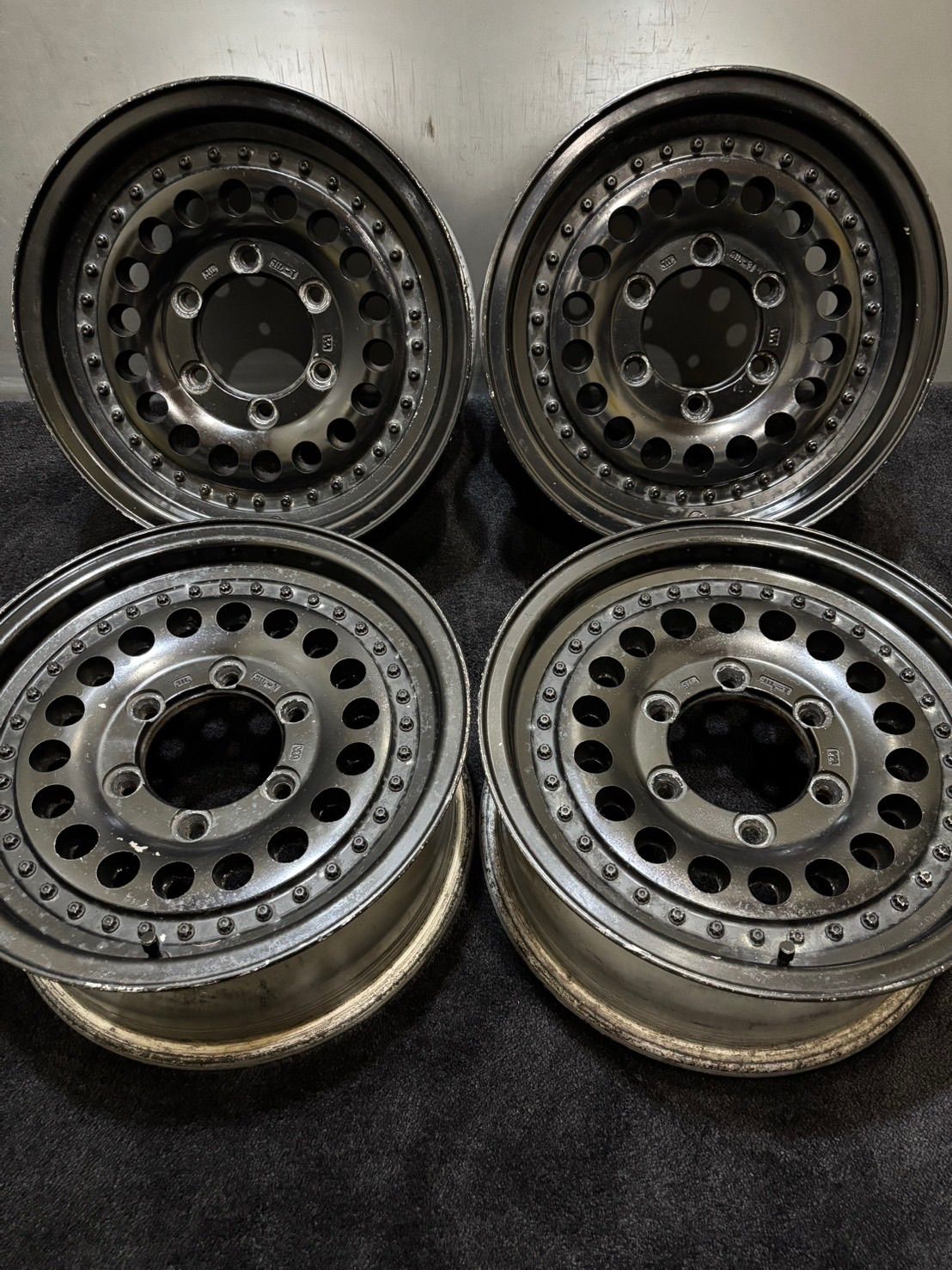 塗装品 BRIDGESTONE BERG 15インチ 6.5J 28 139.7 6H アルミホイール 4本 レンコンホイール ハイエース デリカ ブリヂストン 2-K350