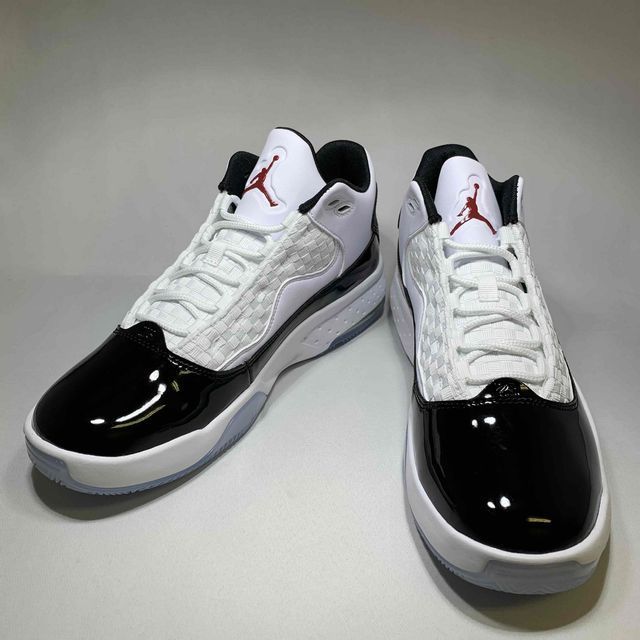 NIKE JORDAN MAX AURA 2 ナイキ ジョーダンマックス24cm NIKE JORDAN MAX AURA 2 CK6636-102 ナイキ ジョーダン マックス