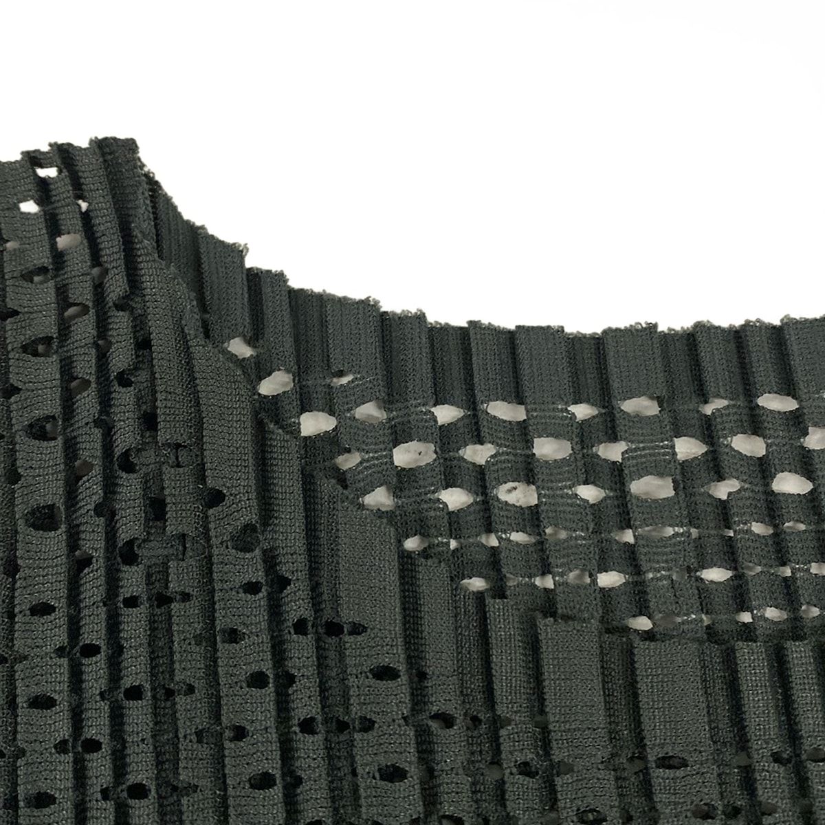 PLEATS PLEASE A-POC FLICKERワンピース PLEATS PLEASE(プリーツプリーズ) ワンピース レディース美品 A-POC