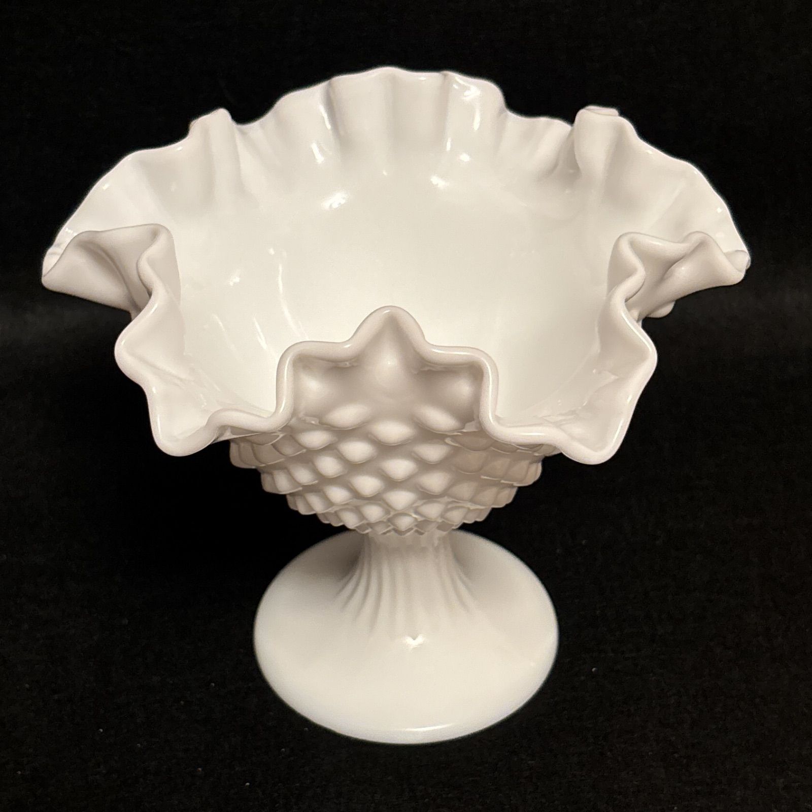 フェントン（Fenton）ミルクガラス ホブネイル 花瓶 コンポート