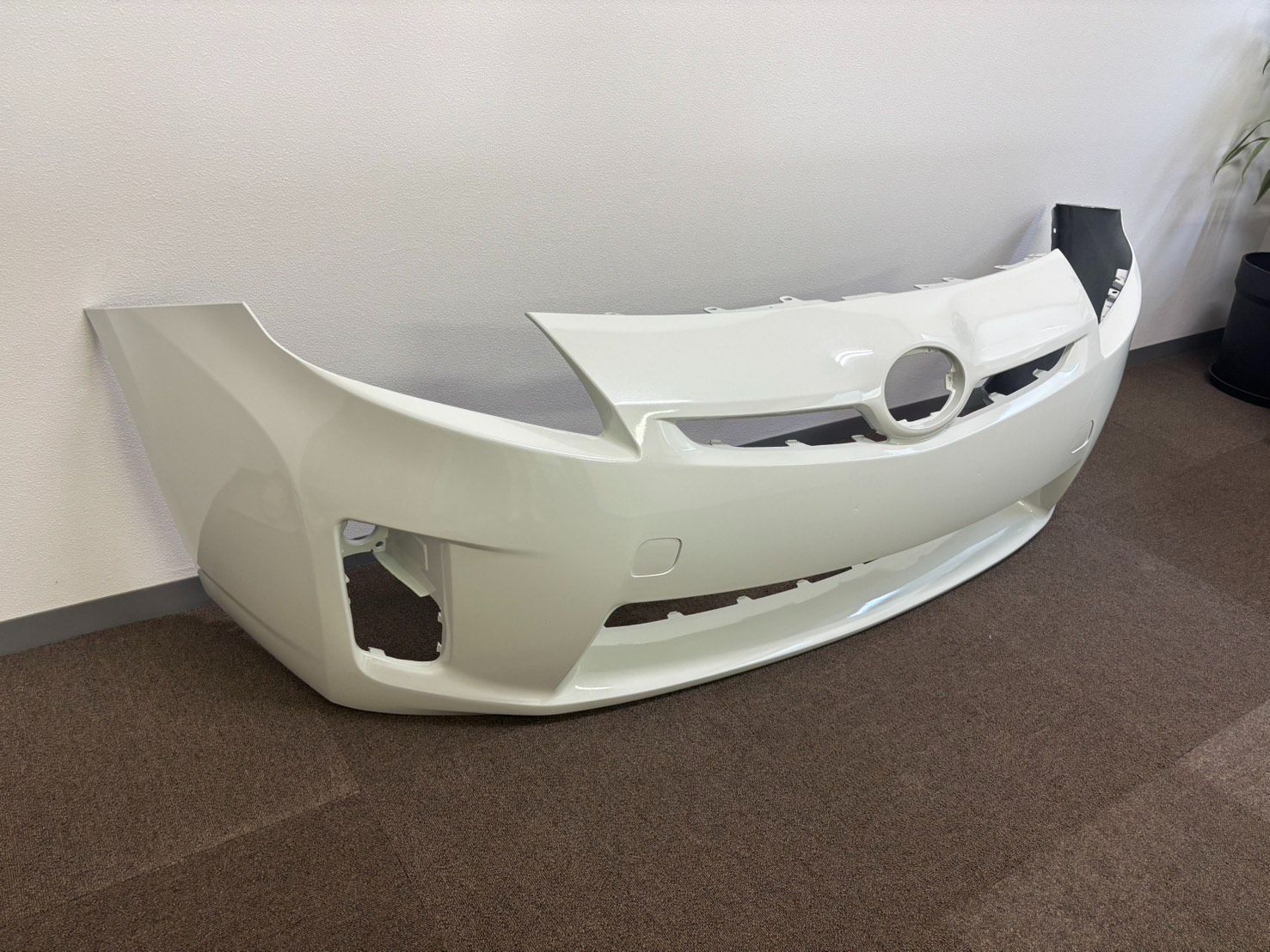 TOYOTA 30系プリウス/30プリウス前期 フロントバンパー/ホワイト（白