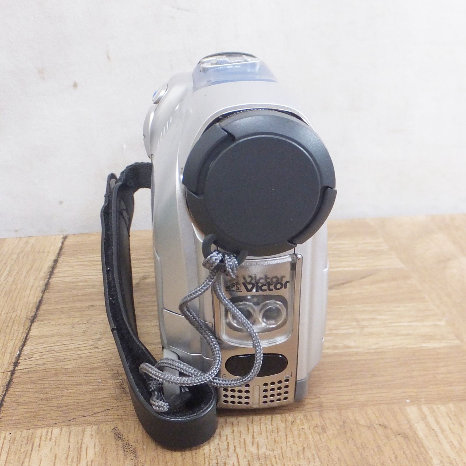 動作品　SONY DCR-TRV7 Mini DV　デジタルビデオカメラ Amazon.com : Sony DCR-TRV7 miniDV NTSC Stereo Camcorder : Electronics