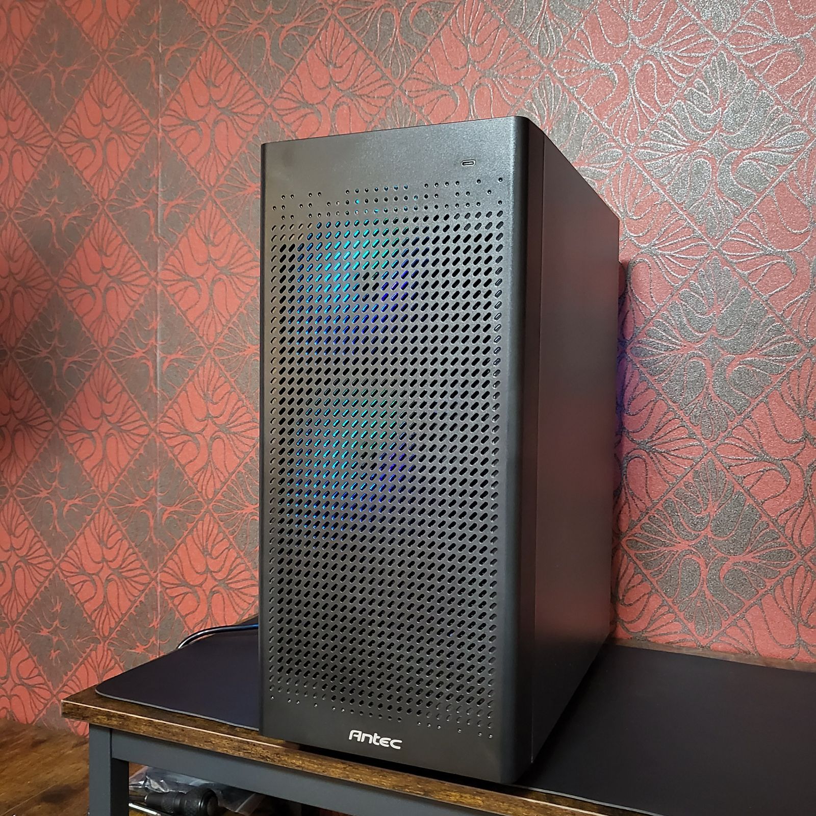 在庫一掃セール】コンパクトで高性能 Micro ATXの自作デスクトップ