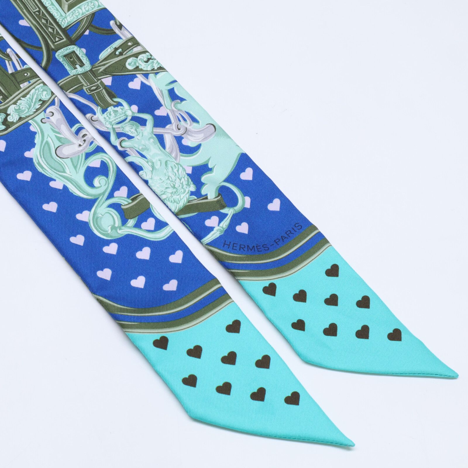 HERMES エルメス 【美品】ブリッド・ドゥ・ガラ・ラヴ ハート柄