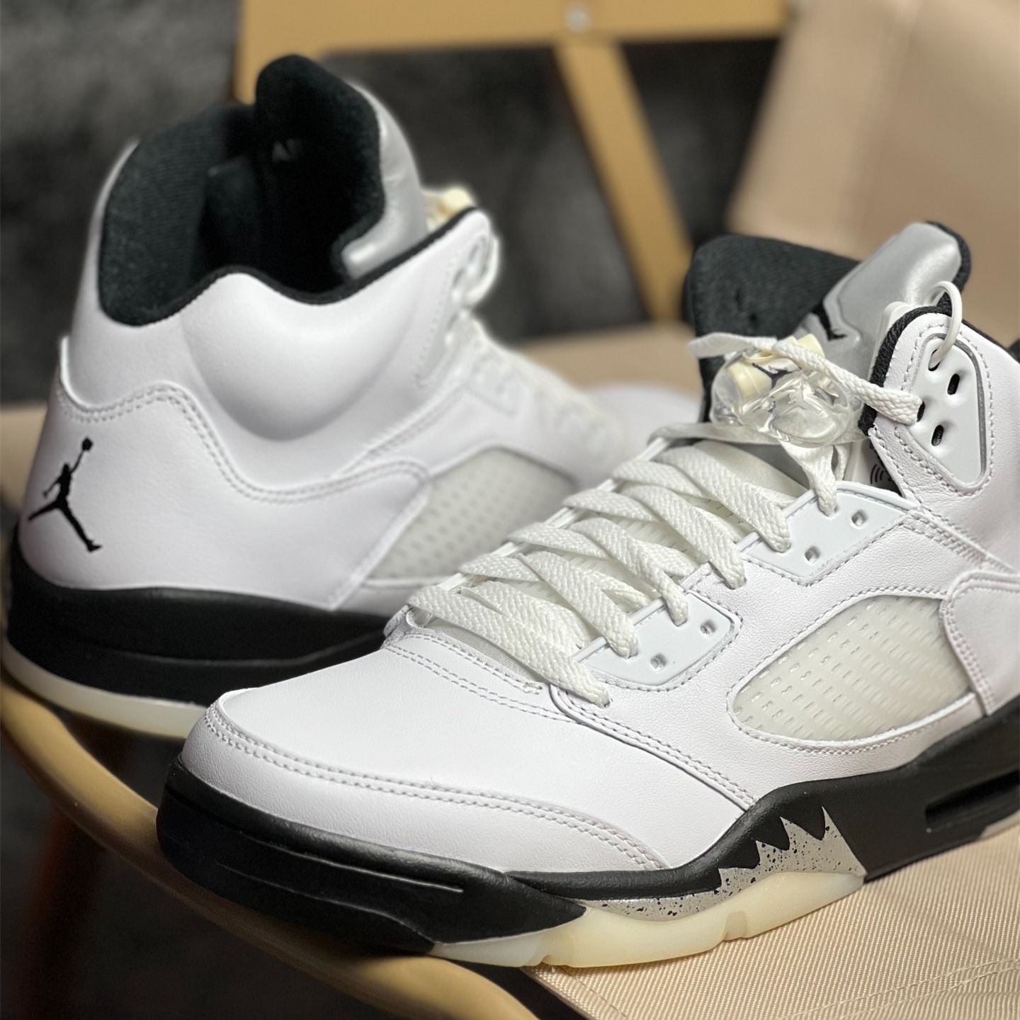 ナイキ エアジョーダン5 レトロ  