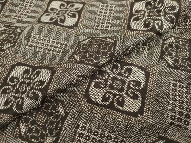 平和屋着物●希少　本場大島紬　龍郷絣　花菱文　正絹　逸品　DAAW5425ud 平和屋着物○希少 本場大島紬 龍郷絣 花菱文 正絹 逸品 DAAW5425ud