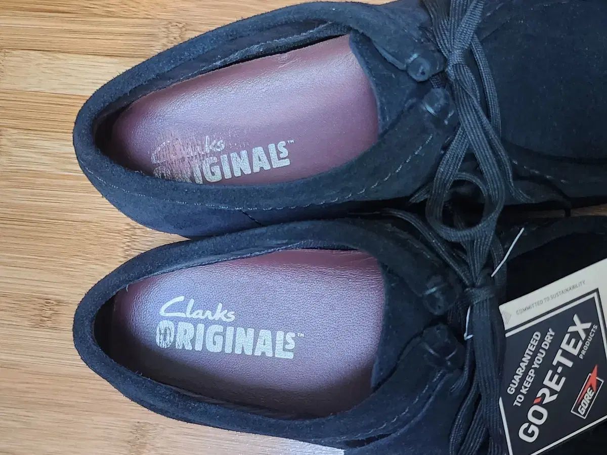 ゴアテックス 黒