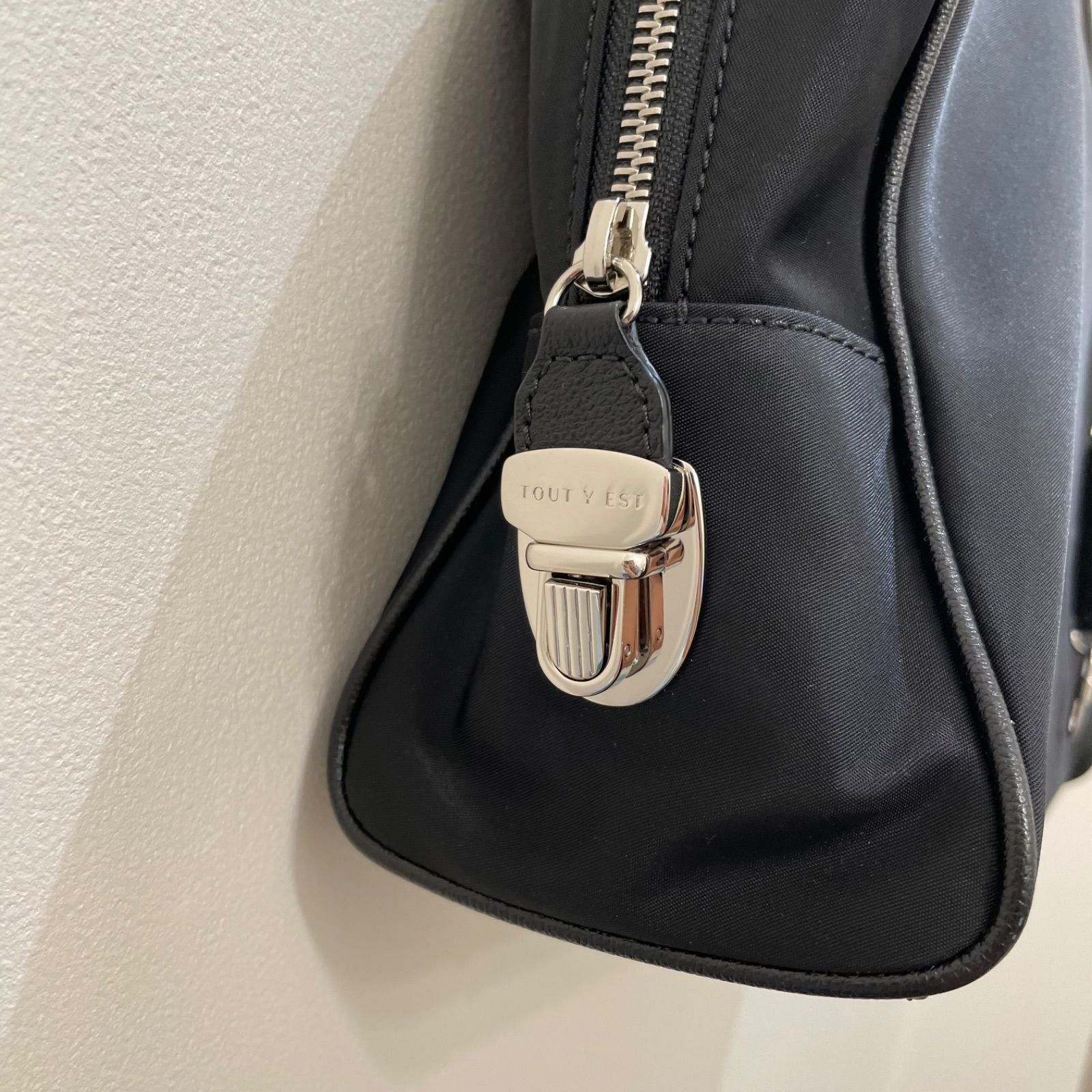 美品 TOUT Y EST トゥティエ SAC LOQUET TOILE ロケトワルバッグ 
