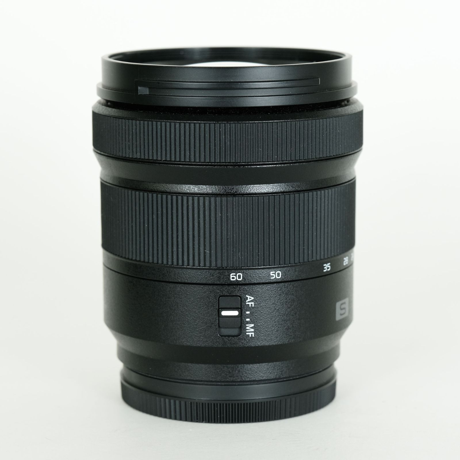 極美品] Panasonic LUMIX S 20-60mm F3.5-5.6 / ライカLマウント