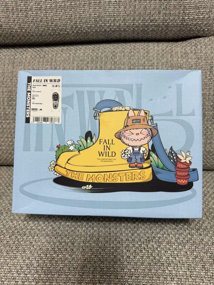 未開封 THE MONSTERS 春に咲く ラブブ シリーズ ぬいぐるみ キーホルダー