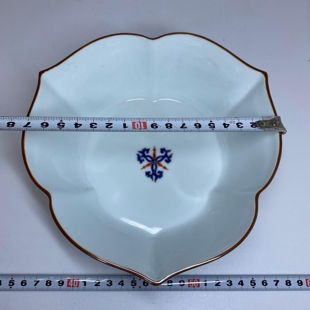 13代 酒井田柿右衛門 鉢 幅約18.4㎝ 共箱 トヒチサ 東さ6-1216③