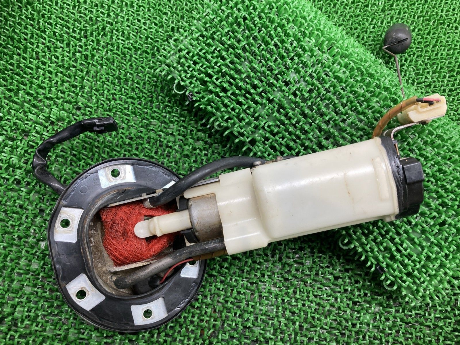 ホンダ CB400SF NC42 燃料ポンプ