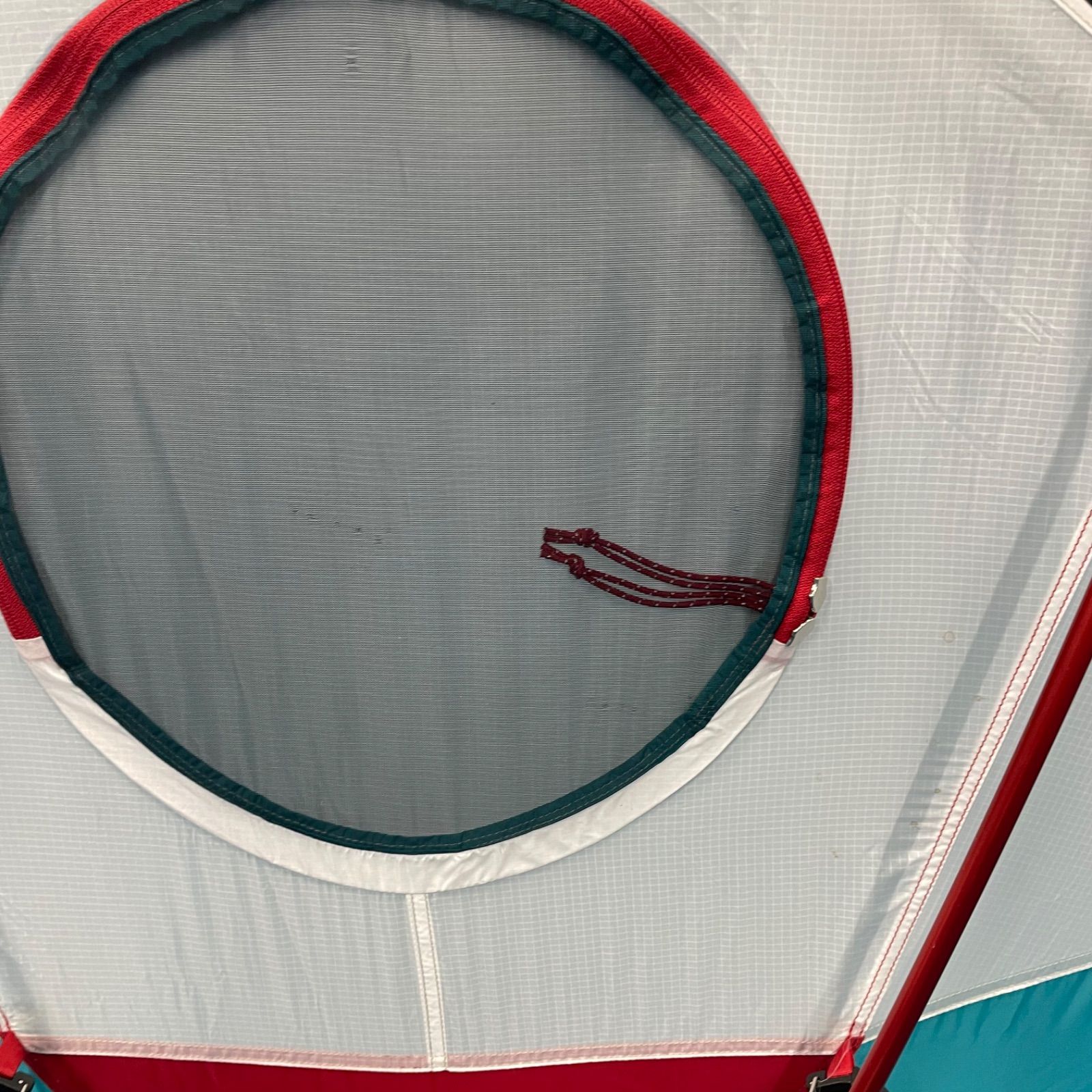 MOUNTAIN HARDWEAR - 新品 ストロングホールド マウンテンハードウェア アルパインレッド ストロングホールド マウンテンハードウェア Mountain Hardwear