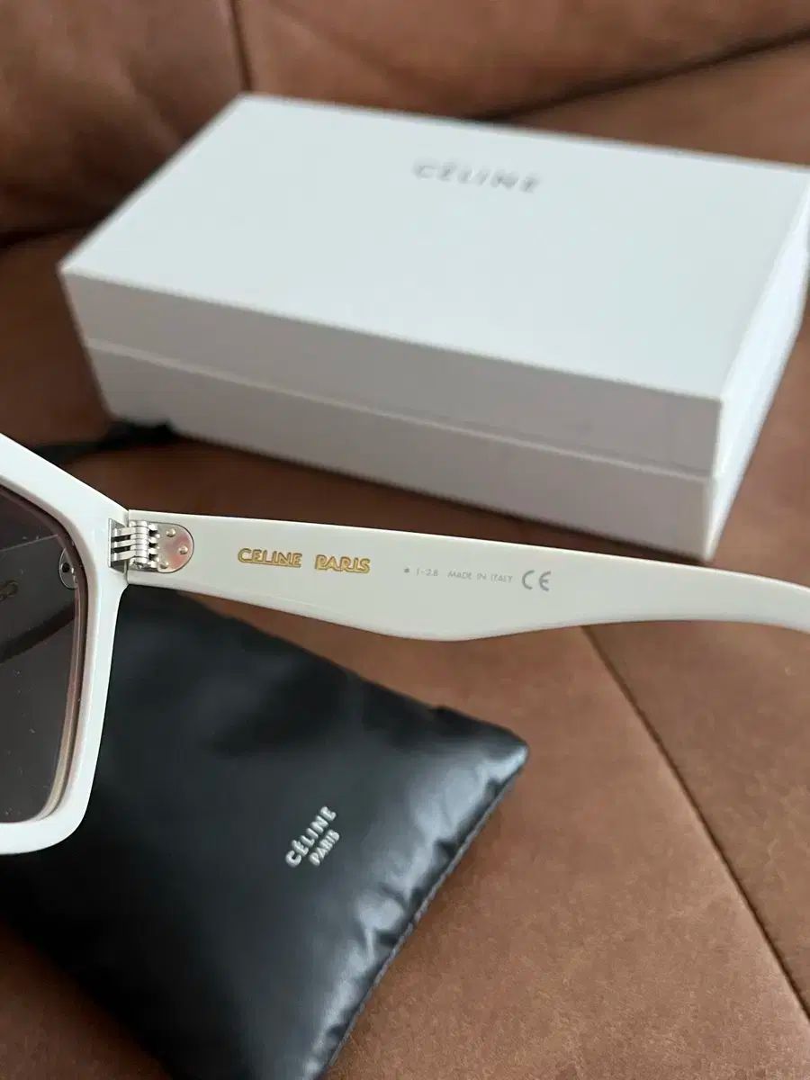 Celine セリーヌ