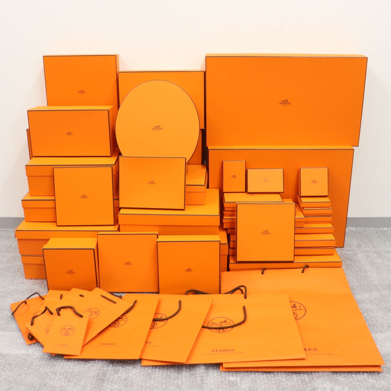 ITUF5SJLZ1YM HERMES エルメス 純正 BOX 箱 33個 紙袋