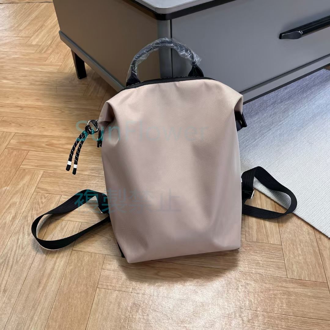 ✨新作入荷✨ロンシャン ミニリュック 2WAY（折り畳み/リュック