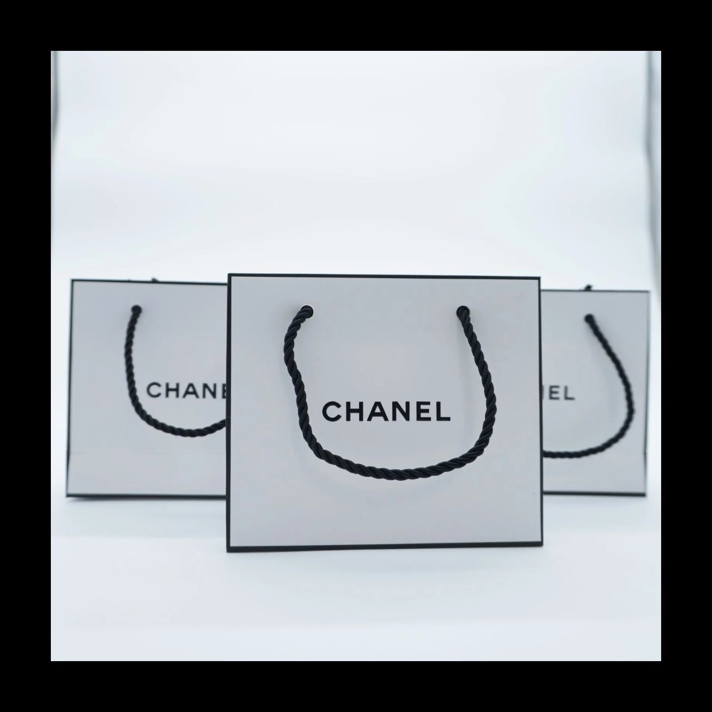 【新品未使用】【３枚 小】CHANEL  シャネルショッパー  シャネル ショップ袋   　 クリスマス用　プレゼントに用