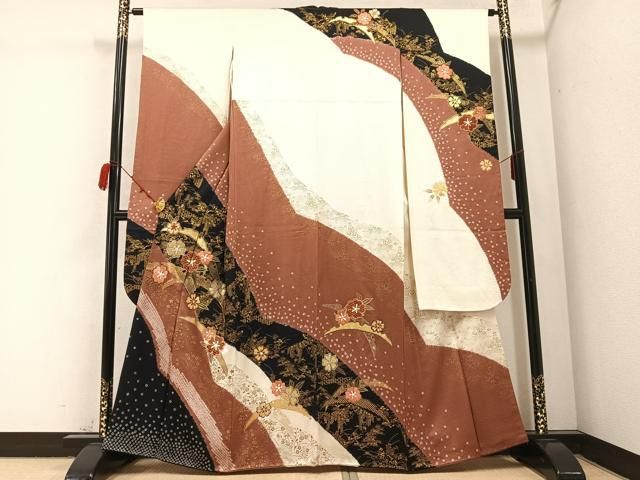 平和屋着物●豪華振袖 駒刺繍 絞り 雪芝花文 金彩 鈴乃屋扱い 正絹 AABB8203ph