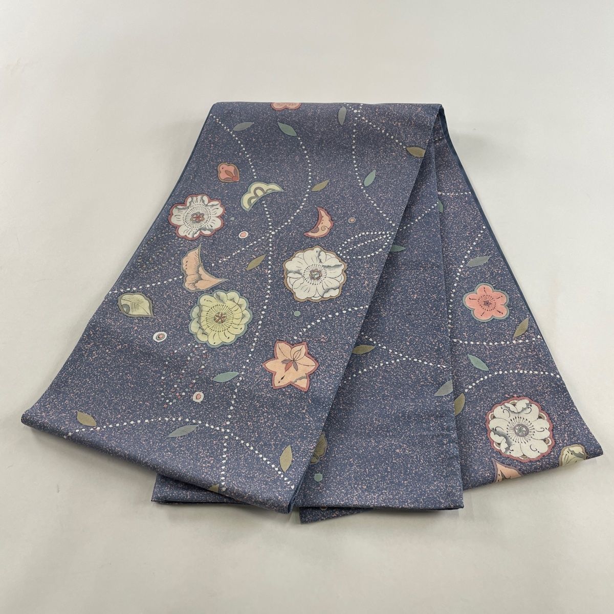 袋帯 美品 秀品 紬地 草花 青灰色 お太鼓柄 正絹 【中古】 - メルカリ