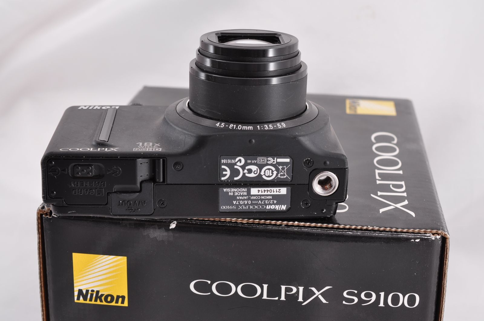 値下げ中★ 美品 Nikon COOLPIX S9100 付属品多数有り ニコン デジカメ　コンデジ　コンパクトデジカメ