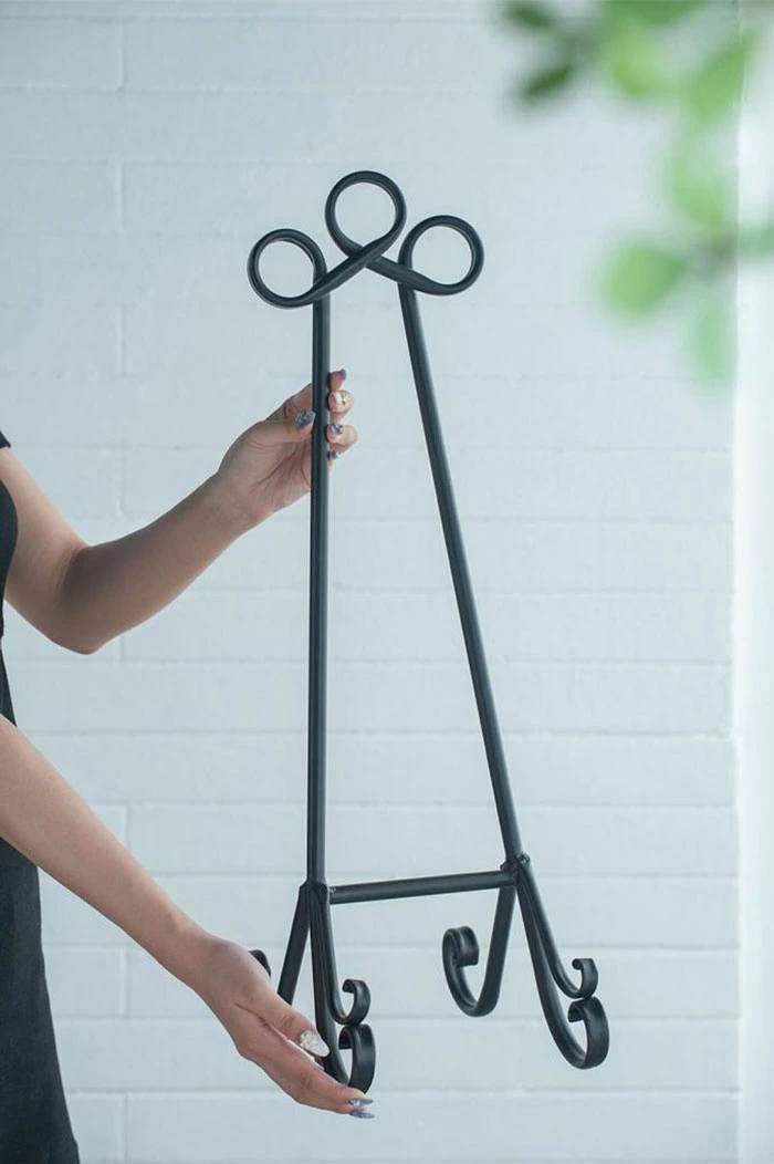 【年末値下げ中！】アンティーク　鉄製　イーゼル 年末値下げ中！】アンティーク 鉄製 イーゼル イーゼル アイアン