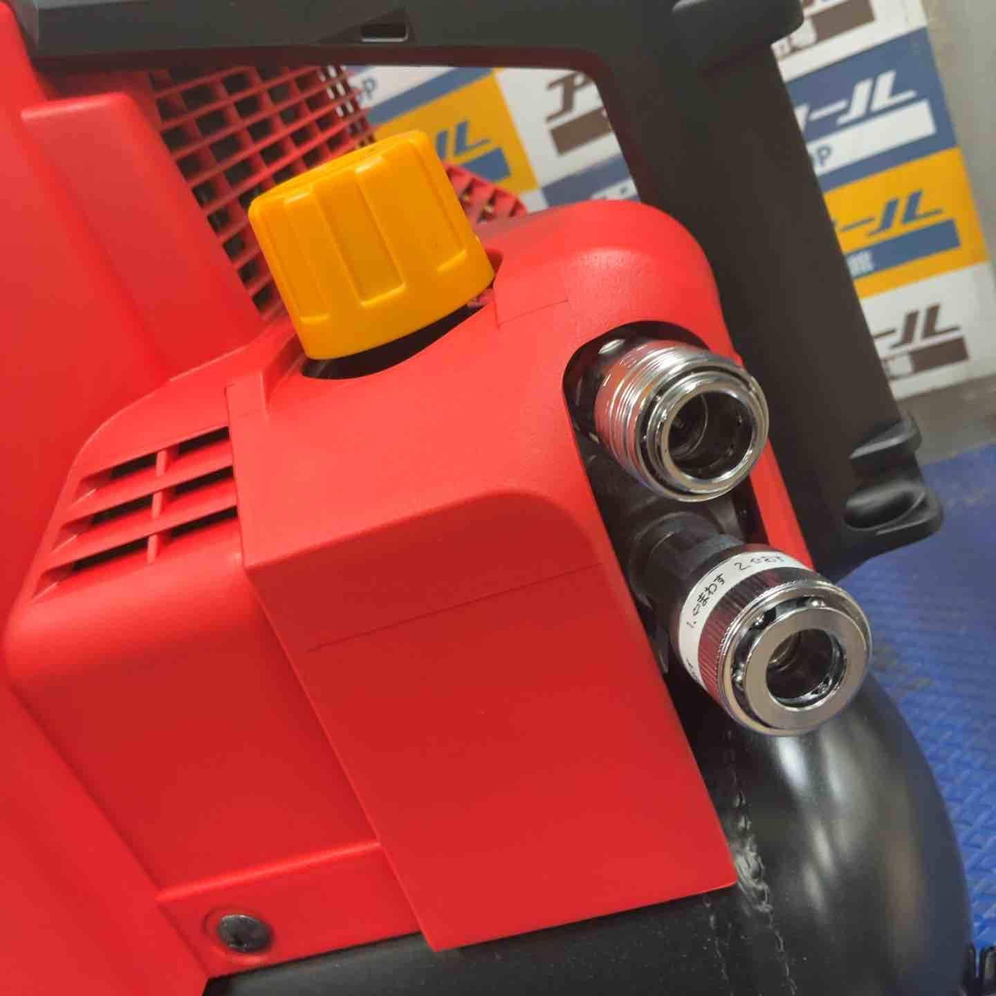 エアコンプレッサー