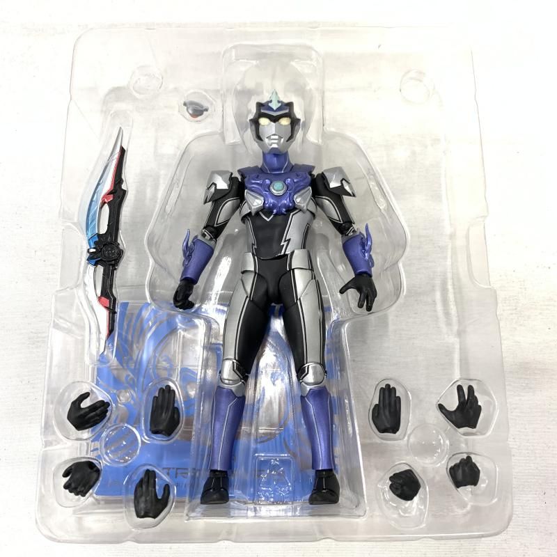 中古】開封・箱ｲﾀﾐ)S.H.Figuarts ウルトラマンブル アクア[91