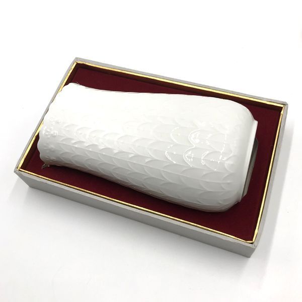 花瓶】NARUMI/ナルミ BONE CHINA ボーンチャイナ 磁器 花瓶 - メルカリ