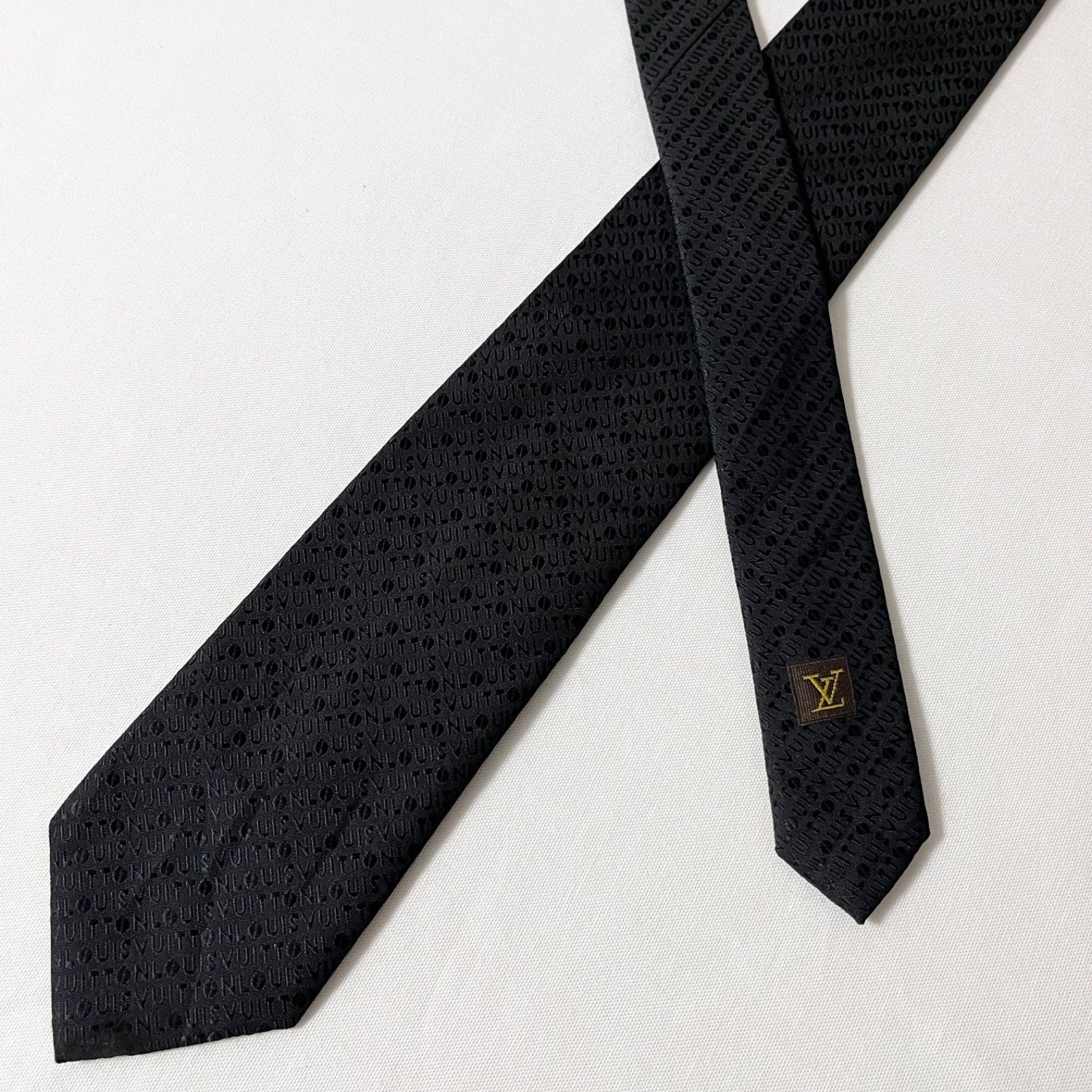 美品 LOUIS VUITTON ルイヴィトン ネクタイ シルク100% ブラック