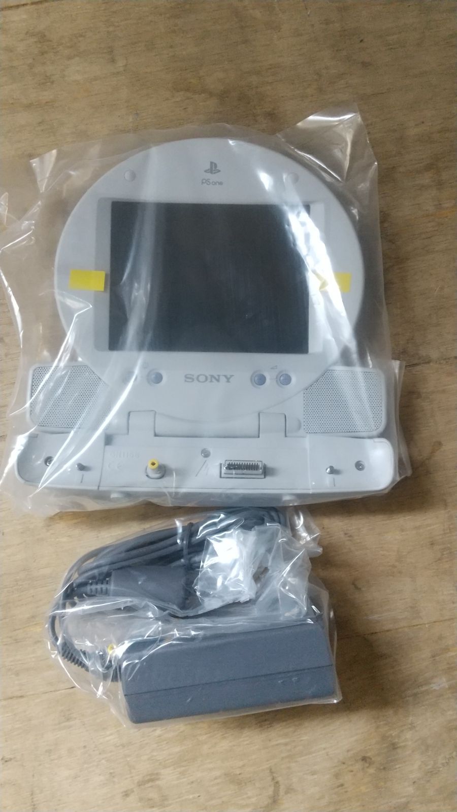 LCD monitor