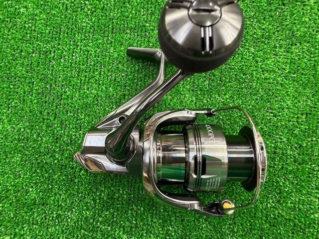 SHIMANO TWIN POWER 4000PG リール