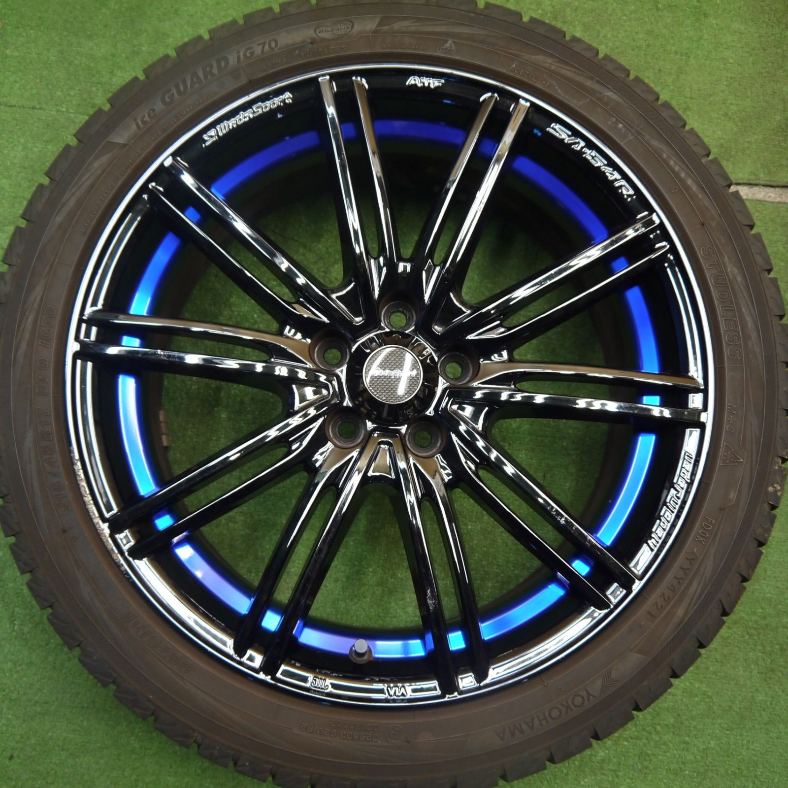 送料込★ヨコハマスタッドレス4本セット★215/45R17★プリウス、カローラ 送料込ヨコハマスタッドレス4本セット215/45R17プリウス、カローラ